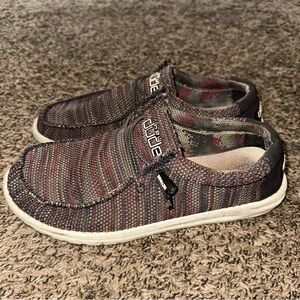 Hey Dude Men's Multicolor Wally Sox Gargoyle Red